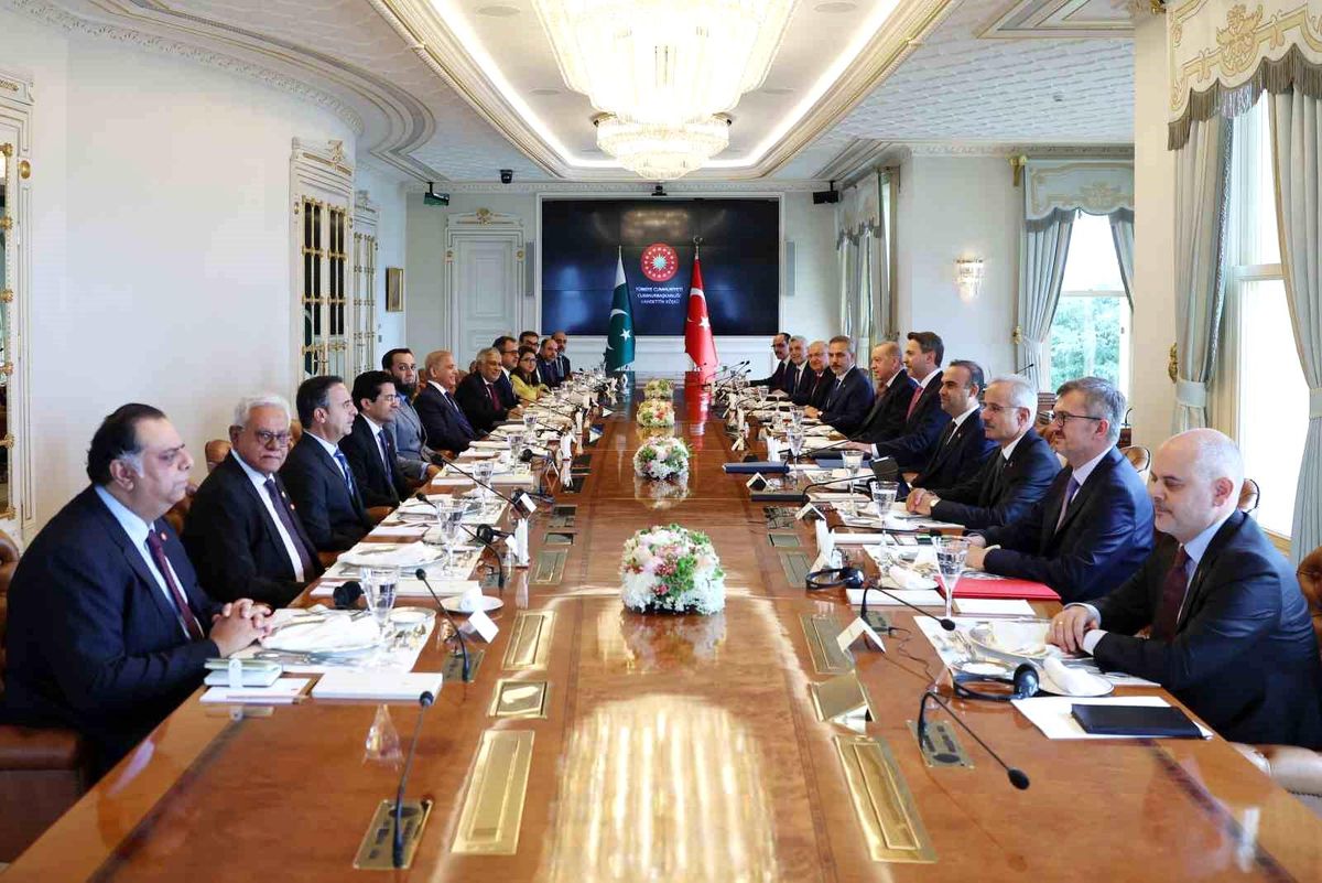 Türkiye-Pakistan yatırım forumu