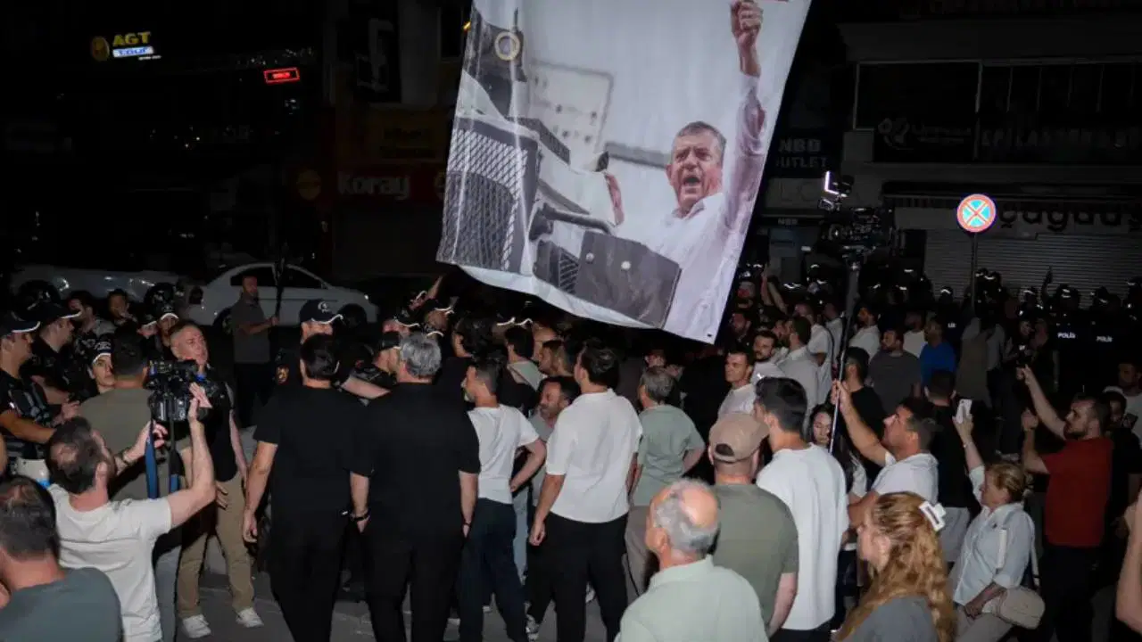 Butlan yönetimi il binasına polisle girmişti: CHP Ankara İl Sekreteri Işık'tan açıklama