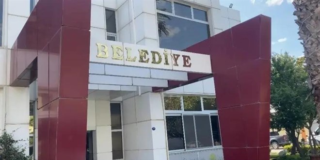 Seferihisar Belediye Başkanı görevden uzaklaştırıldı