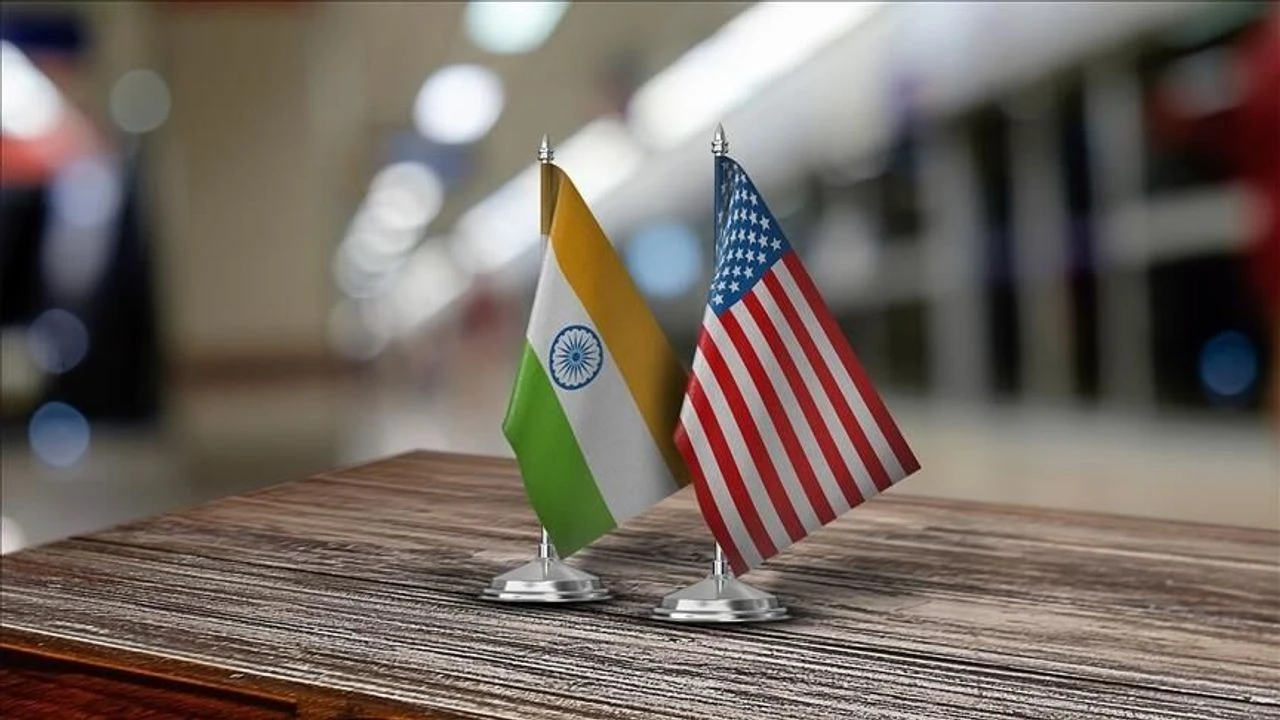 Hindistan'dan ABD'ye tepki: Gemilere yönelik bu eylemler meşru değildir