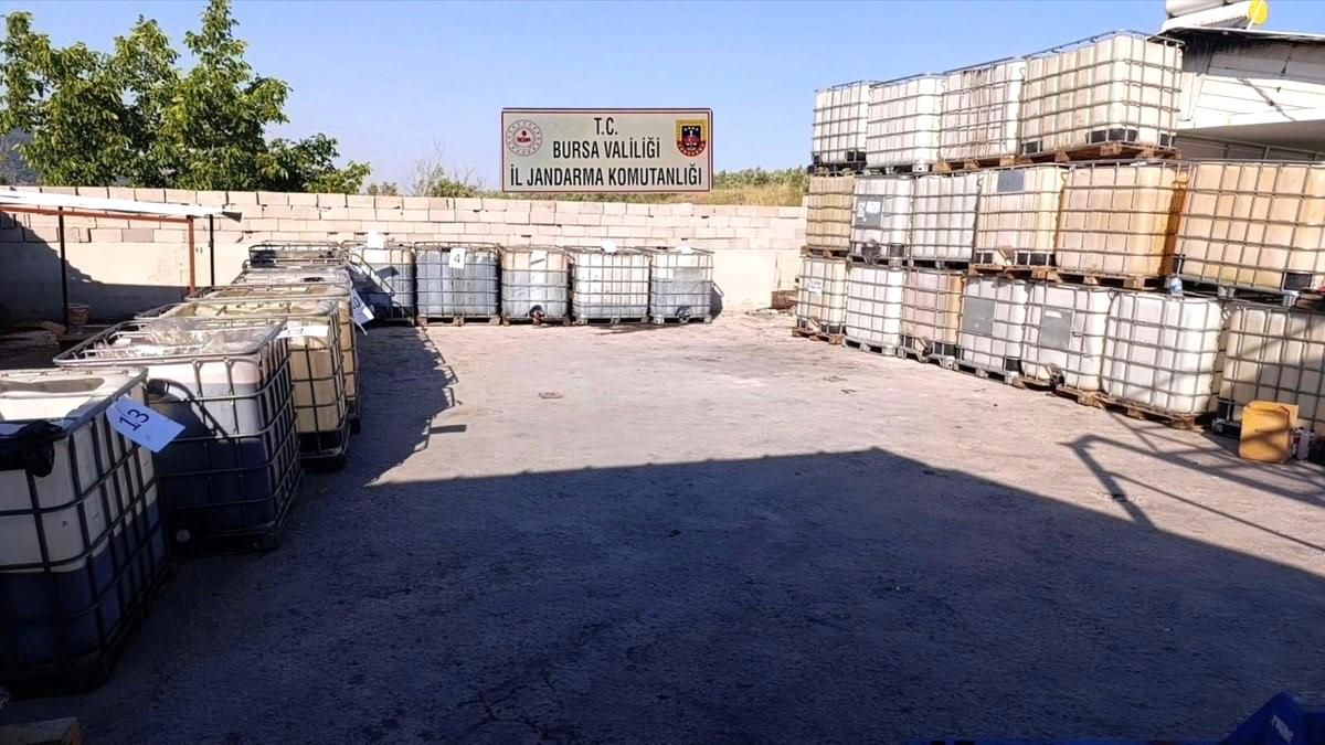 Bursa'da 10 milyon liralık sahte madeni yağ operasyonu