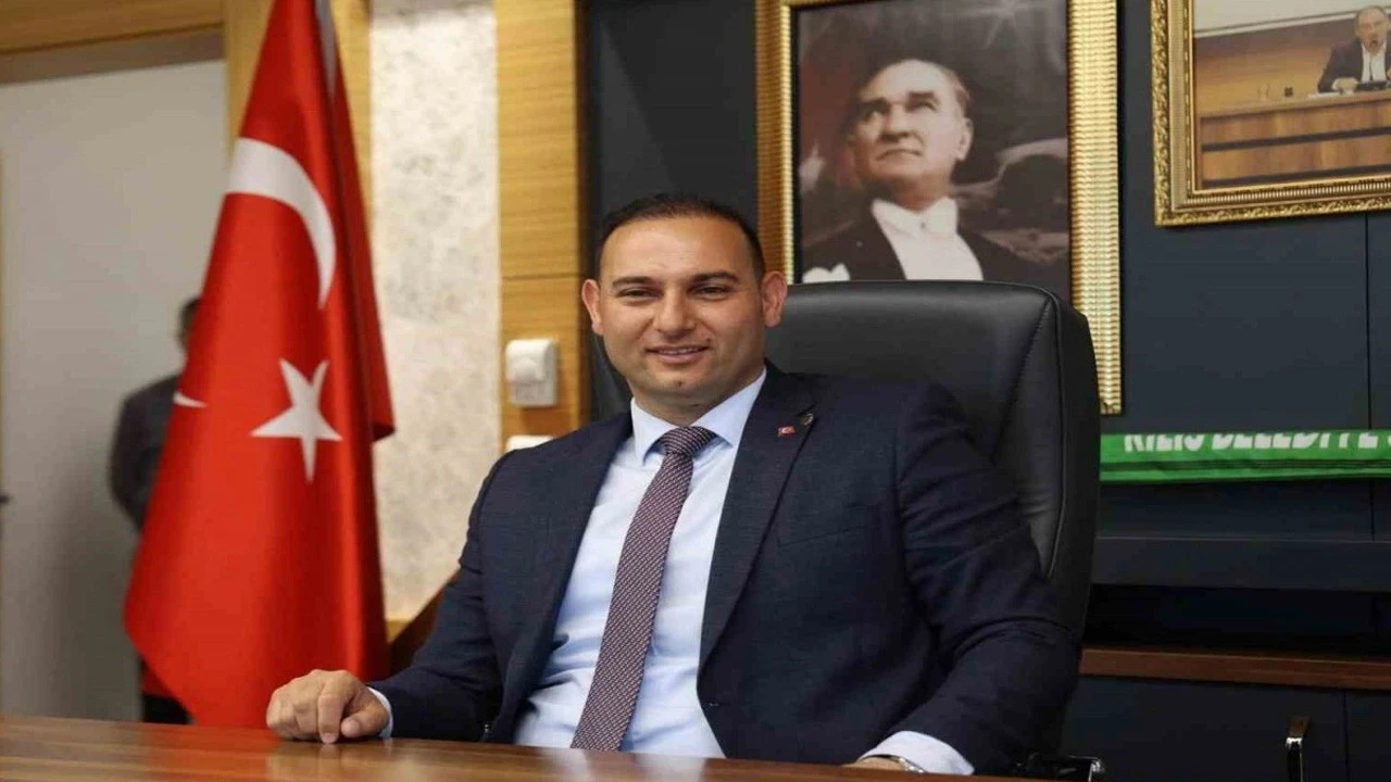 Kilis Belediye Başkanı Hakan Bilecen CHP’den istifa etti