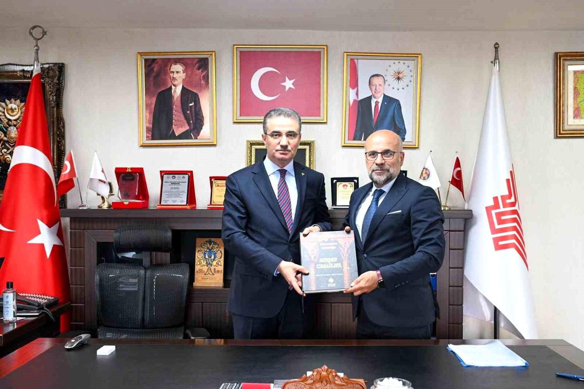 Vali Baruş'a vakıf bilgilendirmesi