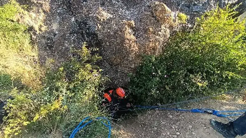 Define aramak için girdiği mağarada kayboldu; 5 gözaltı
