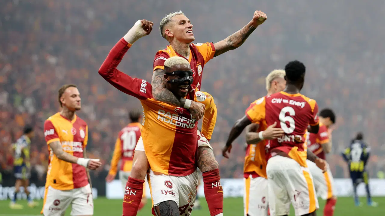 Listenin ilk sırasında yer alıyor: Premier Lig devinden Victor Osimhen'e kanca