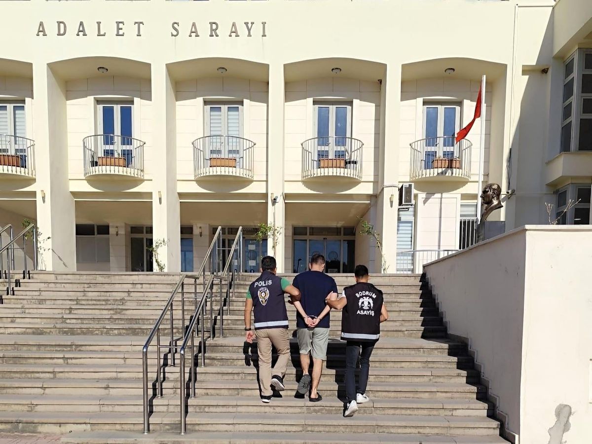 Bodrum'da 44 ayrı suçtan aranan firari yakalandı