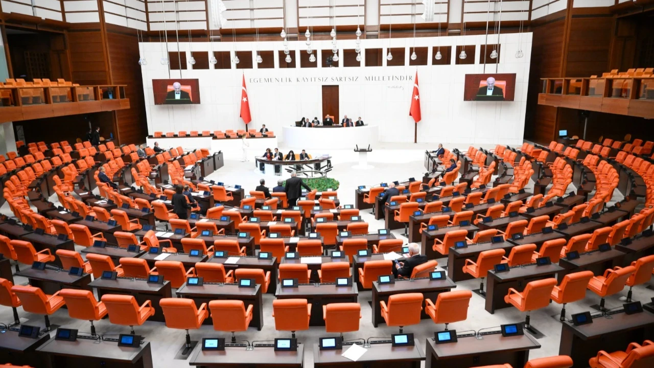 Manzara değişmedi: Erdoğan'ın ikazları bir kulaktan girip diğerinden çıkıyor