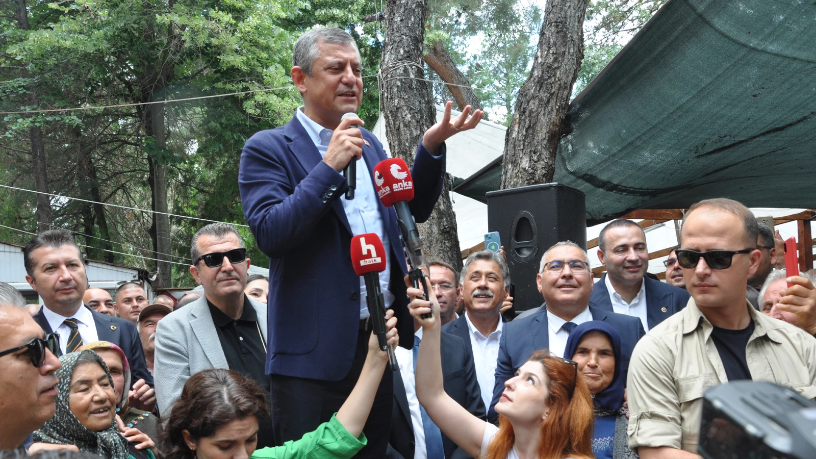 Özgür Özel: Partimizi geri almak için mücadele ediyoruz