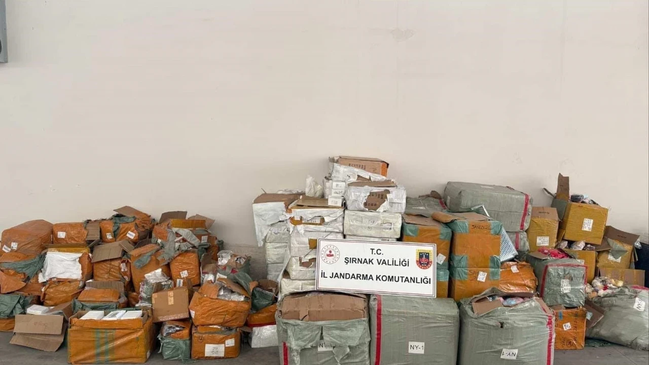 Şırnak'ta kaçakçılara ağır darbe: 77 milyon liralık ürün ele geçirildi