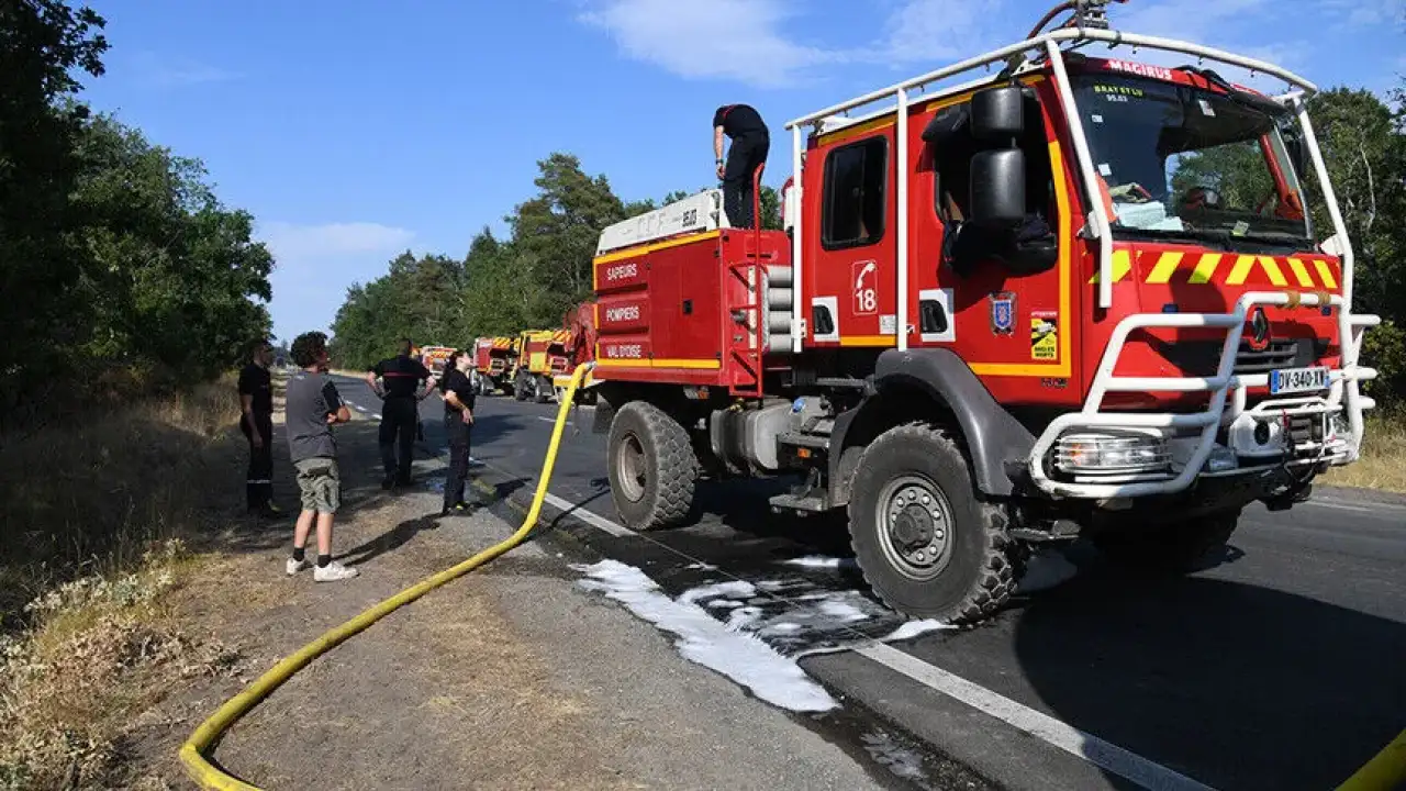 Fransa’nın güneydoğusunda orman yangınları: 100 hektardan fazla alan kül oldu