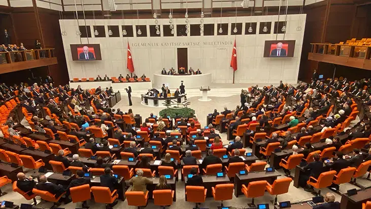 En düşük emekli maaşı zammı için gözler Meclis'te! Milyonlar bu haftayı bekliyor