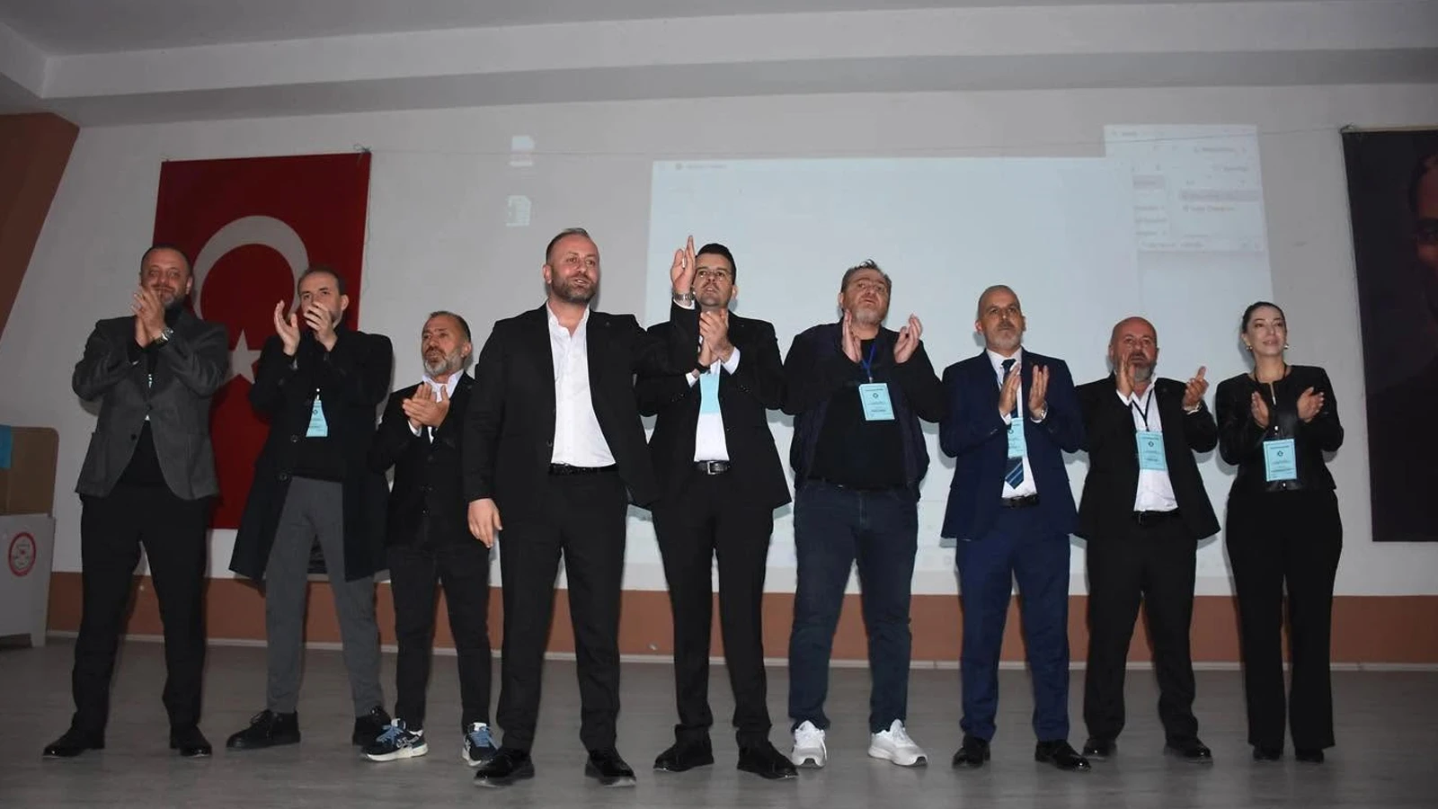 Altay'da kongre telaşı