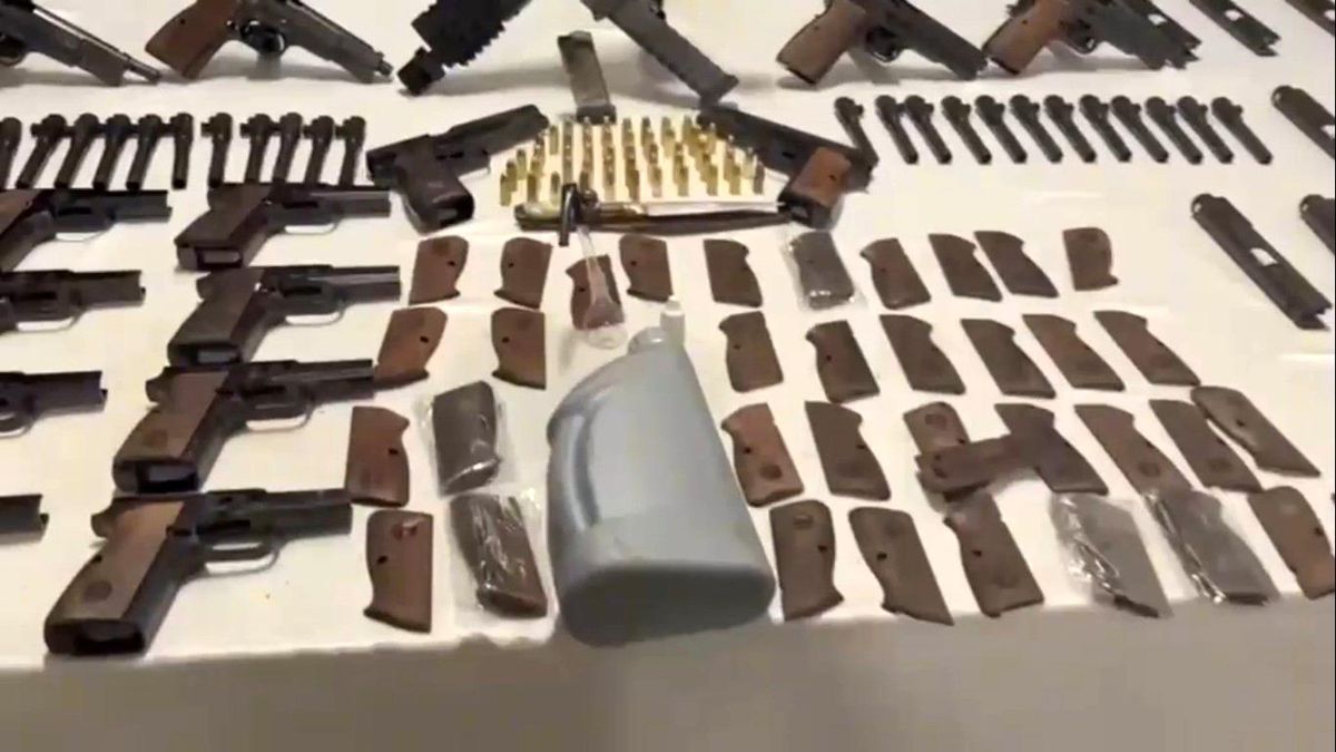 Kütahya'da kaçak silah ve uyuşturucu operasyonu, 5 şüpheli yakalandı