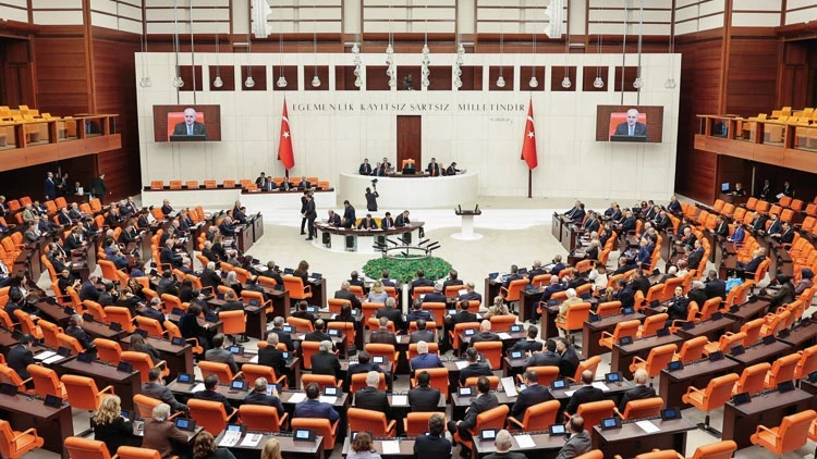 12’nci Yargı Paketi Meclis’te... Duruşmalara 3 ay kriteri