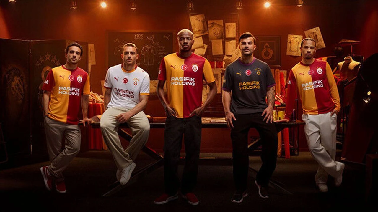 Galatasaray'ın yeni sezon formaları tanıtıldı