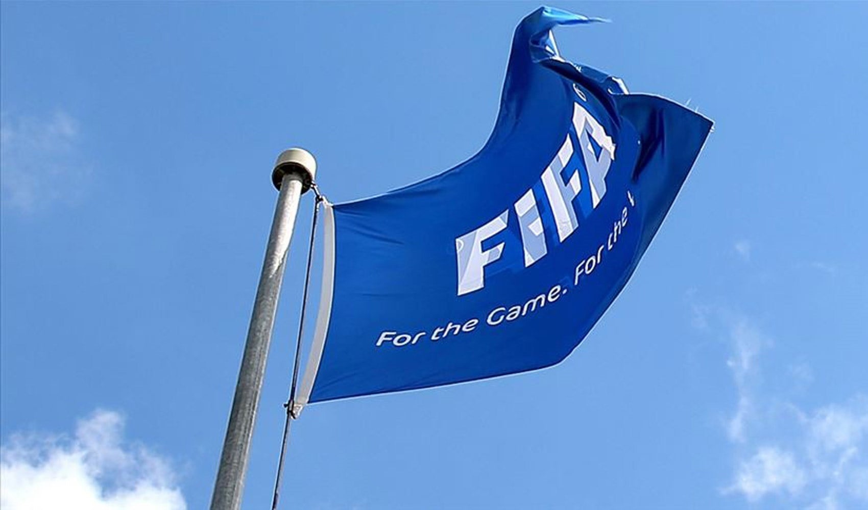 FIFA'dan Süper Lig ekibine transfer yasağı!