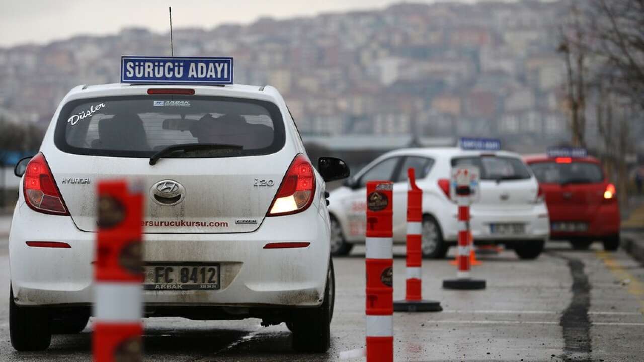 KDK'dan örnek karar! Güneşe çıkamayan sürücü adayına akşam direksiyon sınavı hakkı