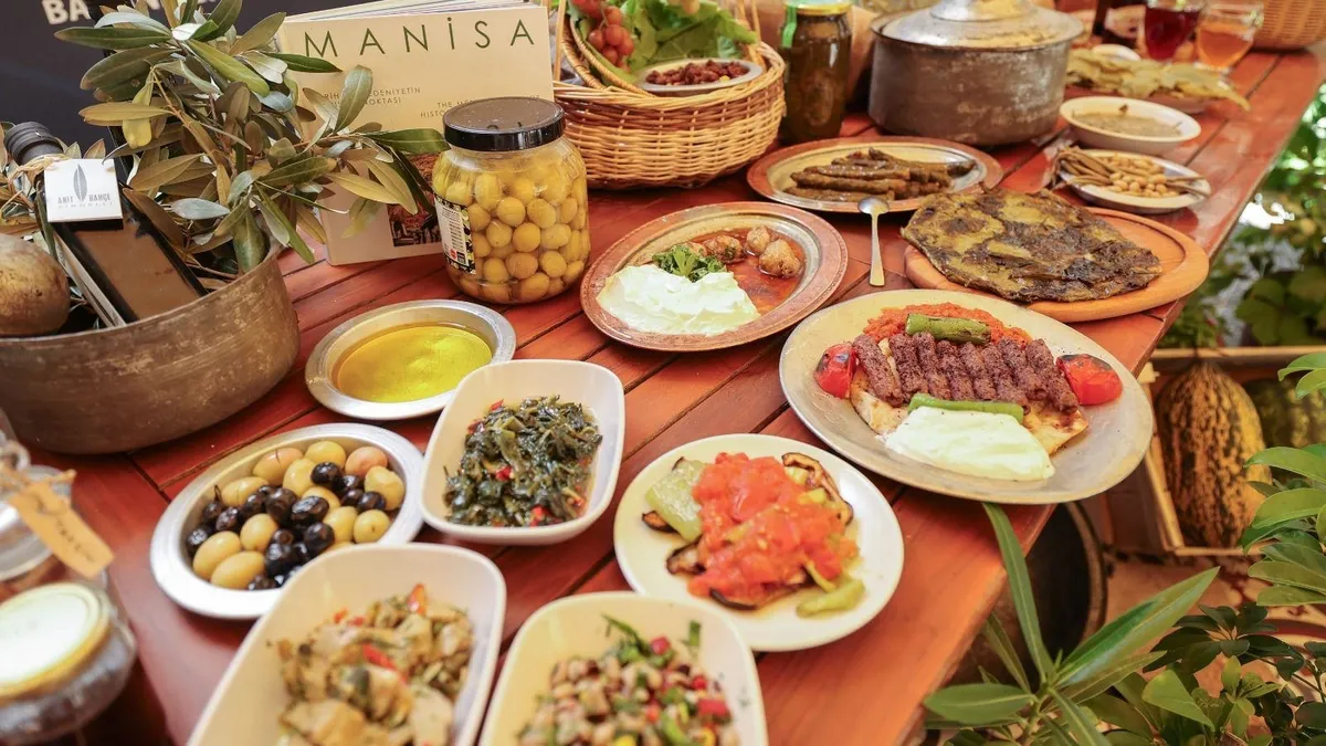 Manisa'da festival coşkusu mutfakta: Ziyaretçilerin gözde lezzeti belli oldu
