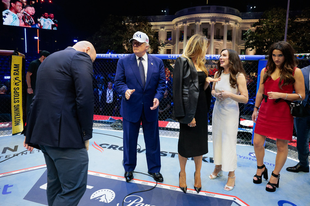 Beyaz Saray'da bir ilk: Trump'ın doğum gününde UFC karşılaşmalarına ev sahipliği yaptı