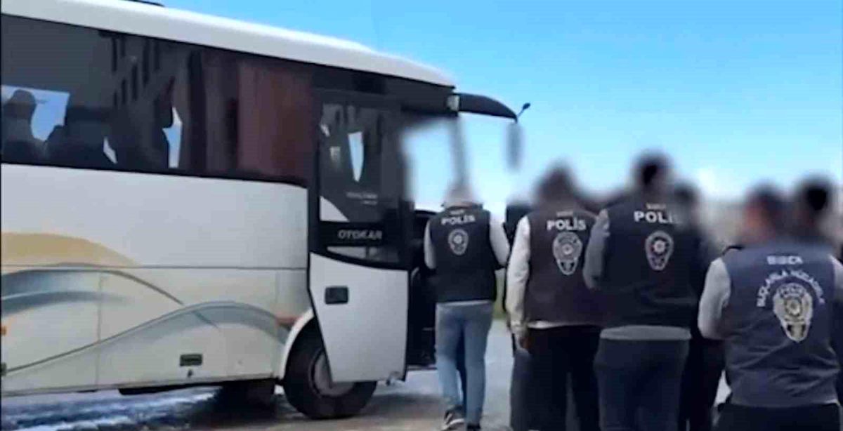 Siber suçlarla mücadele kapsamında düzenlenen operasyonlarda 193 şüpheli yakalandı