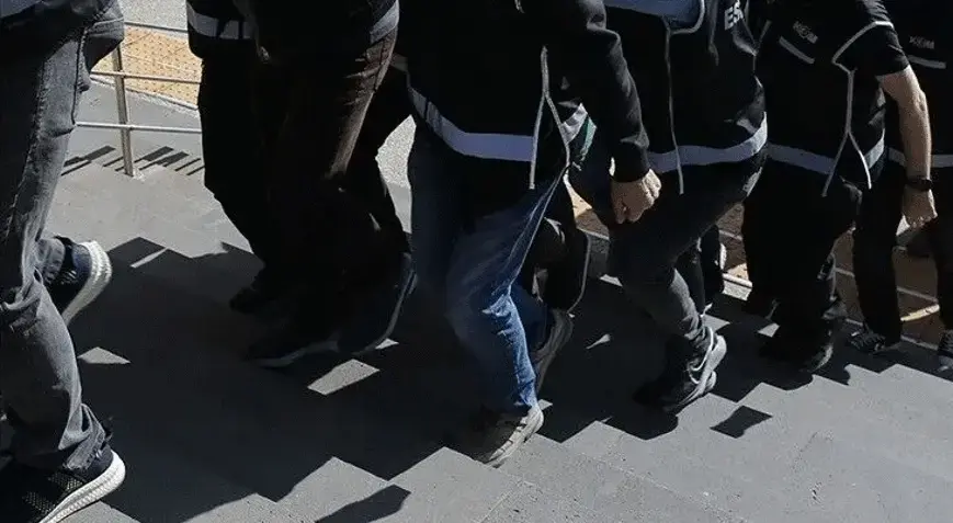 İstanbul merkezli 'yeni nesil suç örgütü' operasyonu: 24 şüpheli tutuklandı