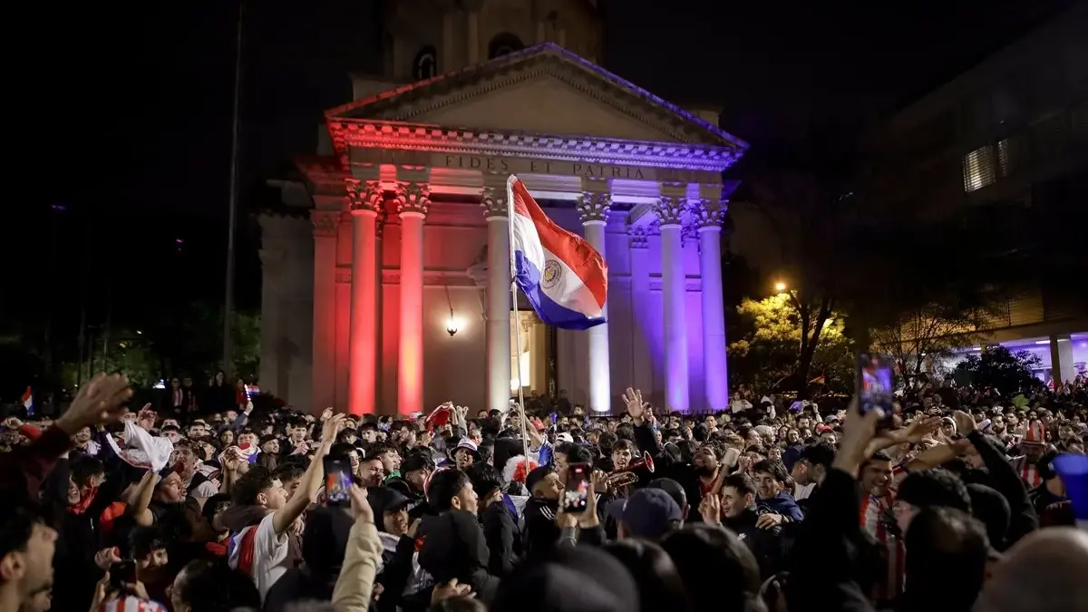 Almanya'yı eleyen Paraguay, 30 Haziran gününü ulusal tatil ilan etti
