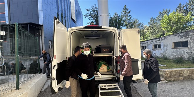 Sivas'ta KKKA hastalığı şüphesiyle tedavi gören kişi hayatını kaybetti