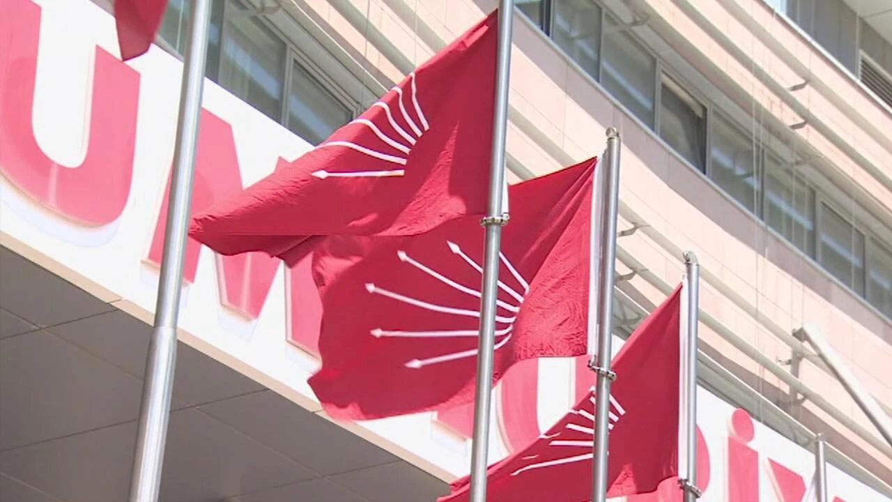 CHP'de tüm ihraçlar iptal edildi