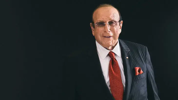 ABD'li ünlü plak yapımcısı Clive Davis hayatını kaybetti