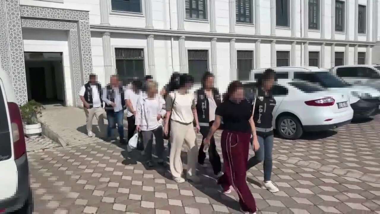 Banka Görevlisi Gibi Davranıp 248 Kişiyi Dolandırdılar: 8 Milyon TL’lik Vurgunda 6 Tutuklama