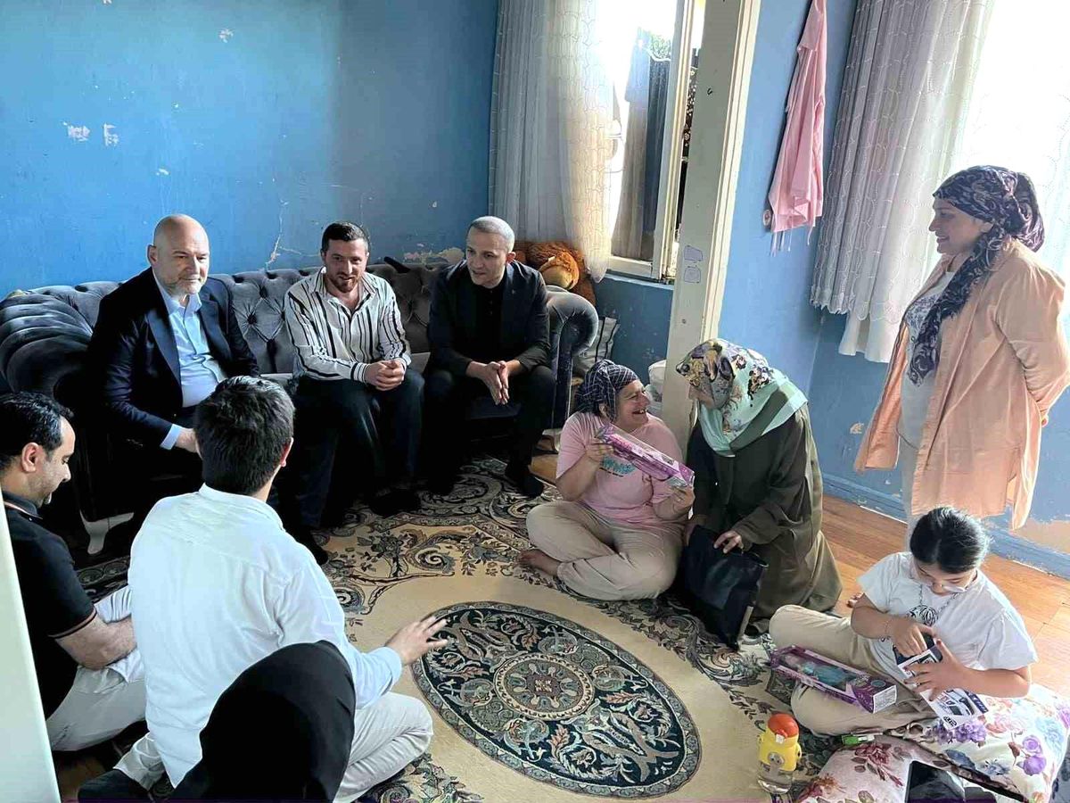 İstanbul milletvekilleri vatandaşın nabzını pazar yerlerinde tuttu