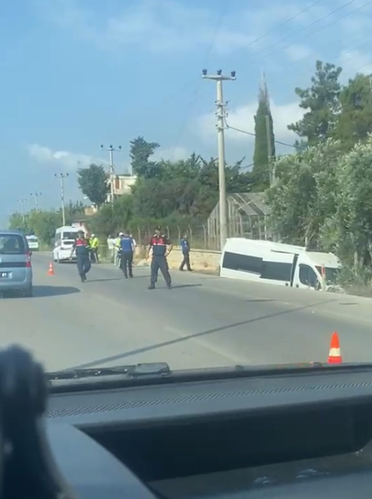 Şoförünü darbedip gasbettiği minibüsle kaza yapan şüpheli öldü