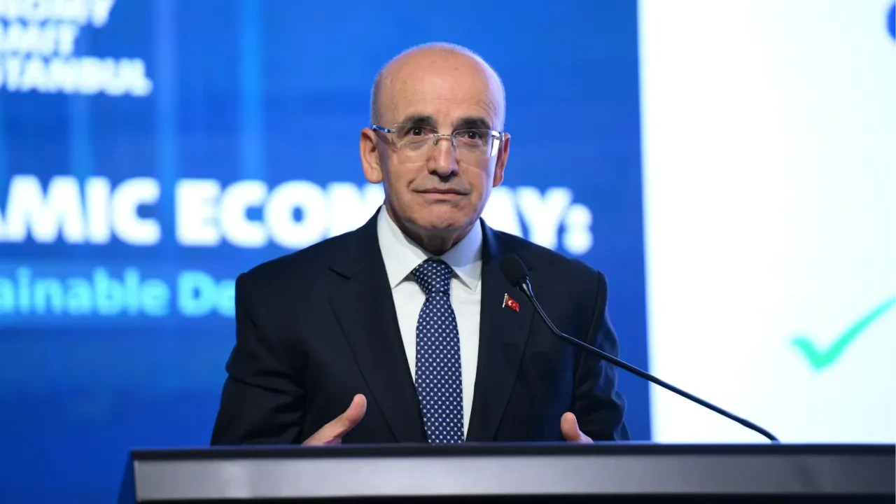 Bakan Şimşek'ten enflasyon mesajı: Kötümserliğe gerek yok, düşmeye devam edecek