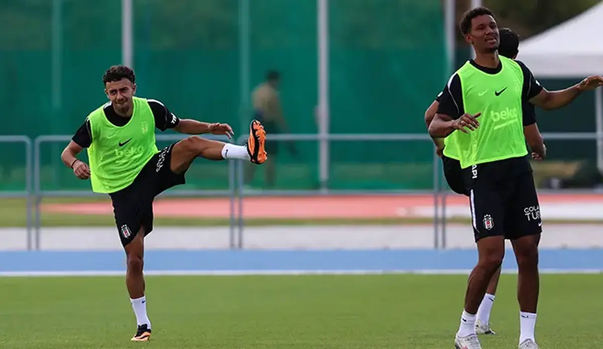 eşiktaş'ın yeni transferi İlhan Fakılı, takımla ilk kez çalıştı