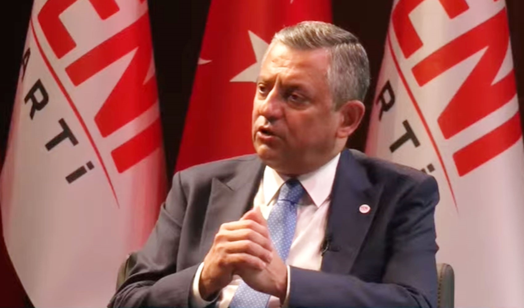 YENİ Parti kuruluşu ardından Özgür Özel'den önemli açıklamalar: 200'ün üzerinde Belediye Başkanı YENİ Parti'ye katılacak
