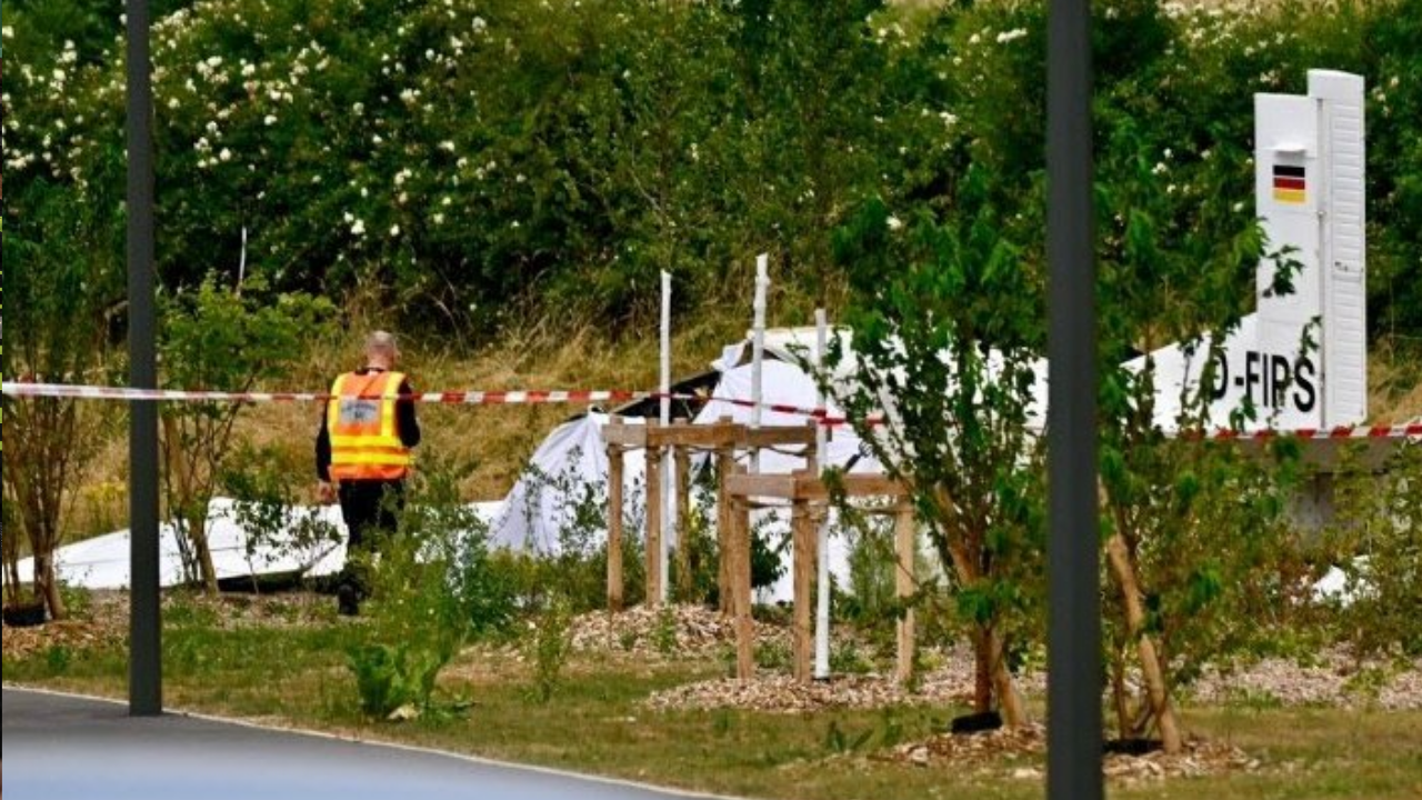Fransa'da uçak düştü: 11 ölü