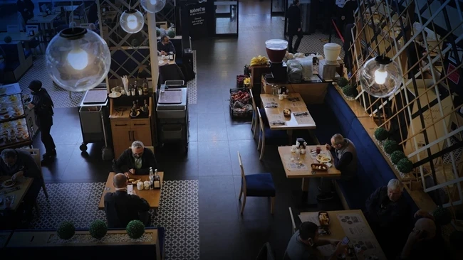 Kadın müşterilere ‘canım-balım' diyen restoran müdürüne şok: Tazminatsız kovuldu