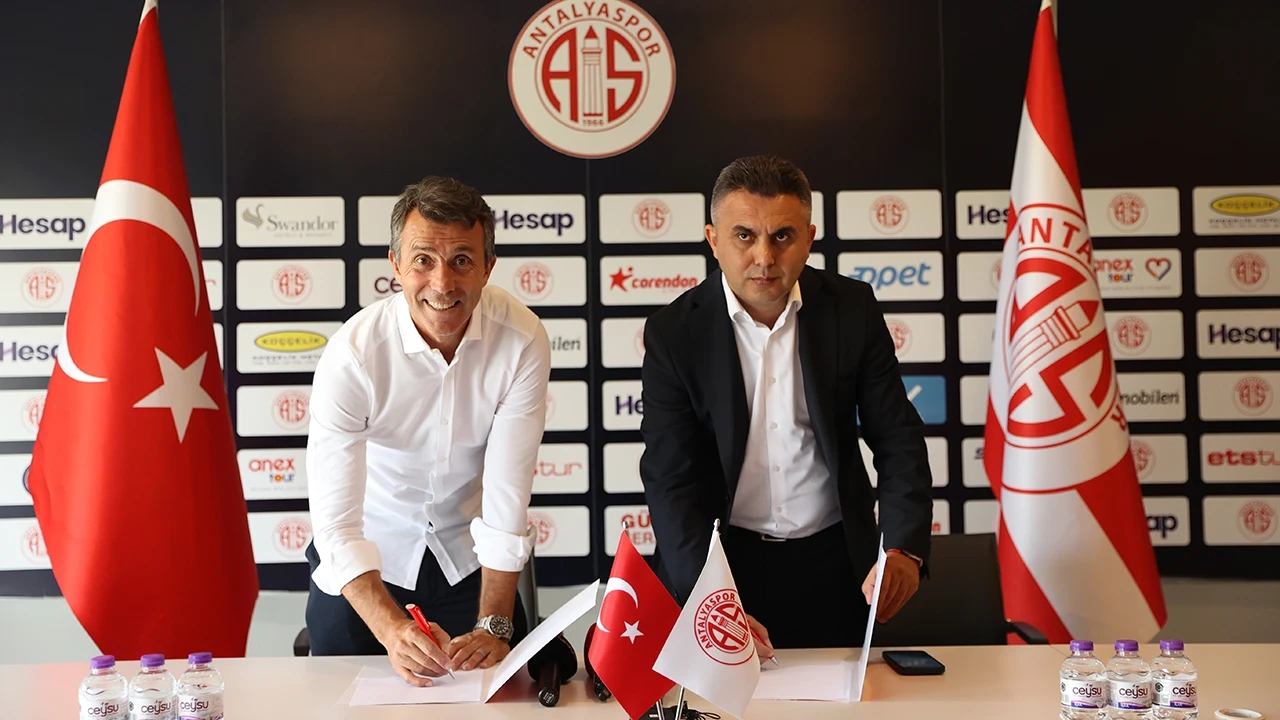 Bülent Korkmaz geri döndü: 1 yıllık imza attı