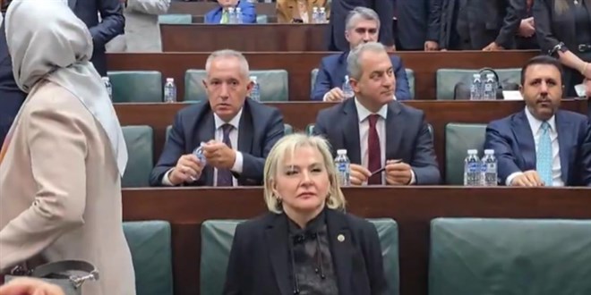 CHP'den istifa eden Nimet Özdemir bugün AK Parti'ye katılıyor