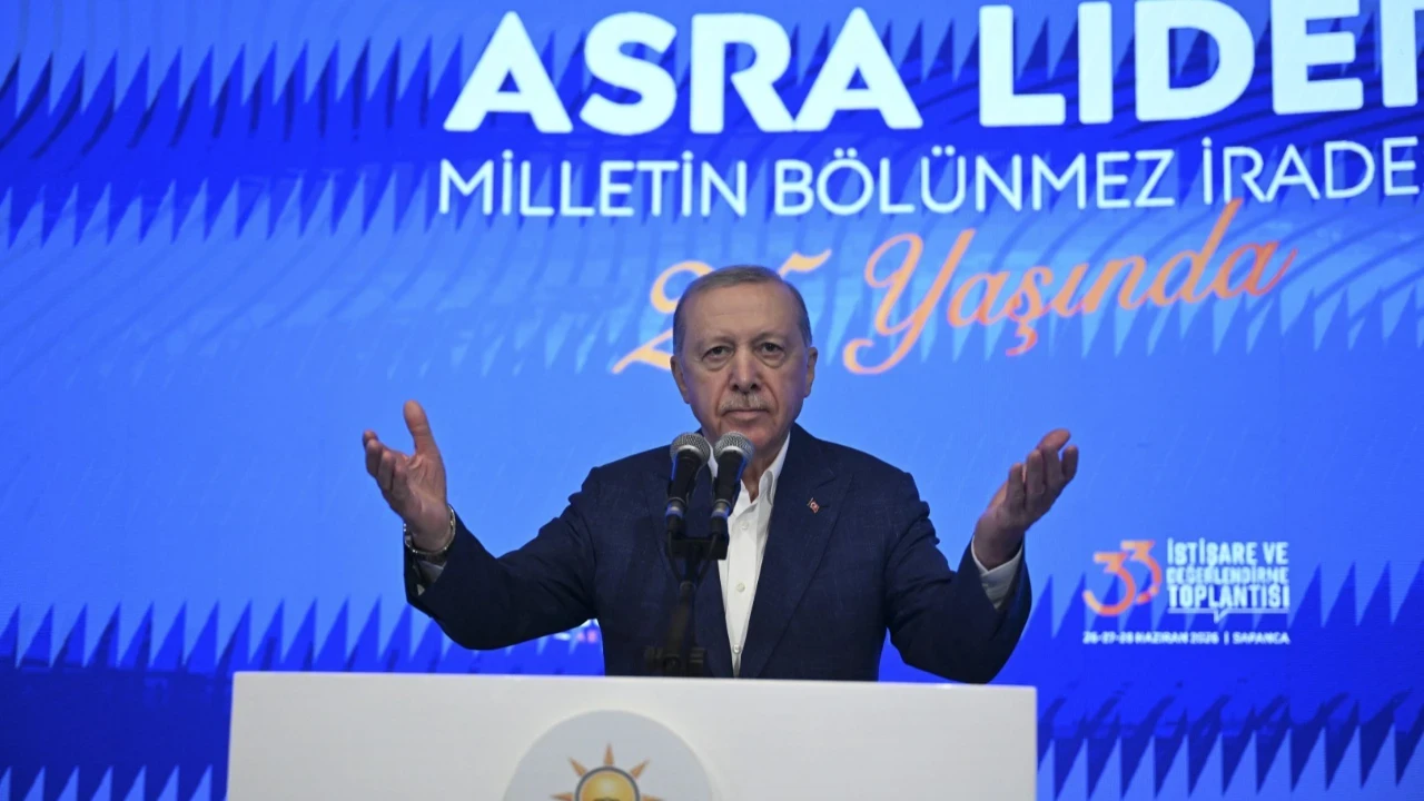 Erdoğan: Kol kola yürümeye daha nice seneler devam edeceğiz