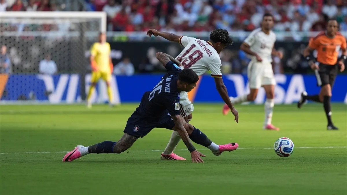 İspanya son 32 takım arasında! Uruguay'ı 1-0 mağlup etti
