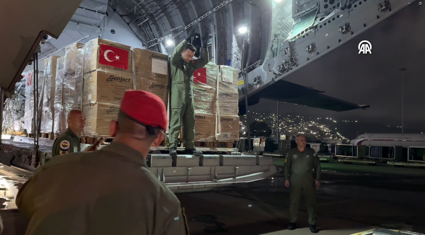 Türkiye'den Venezuela'ya 30 tonluk insani yardım
