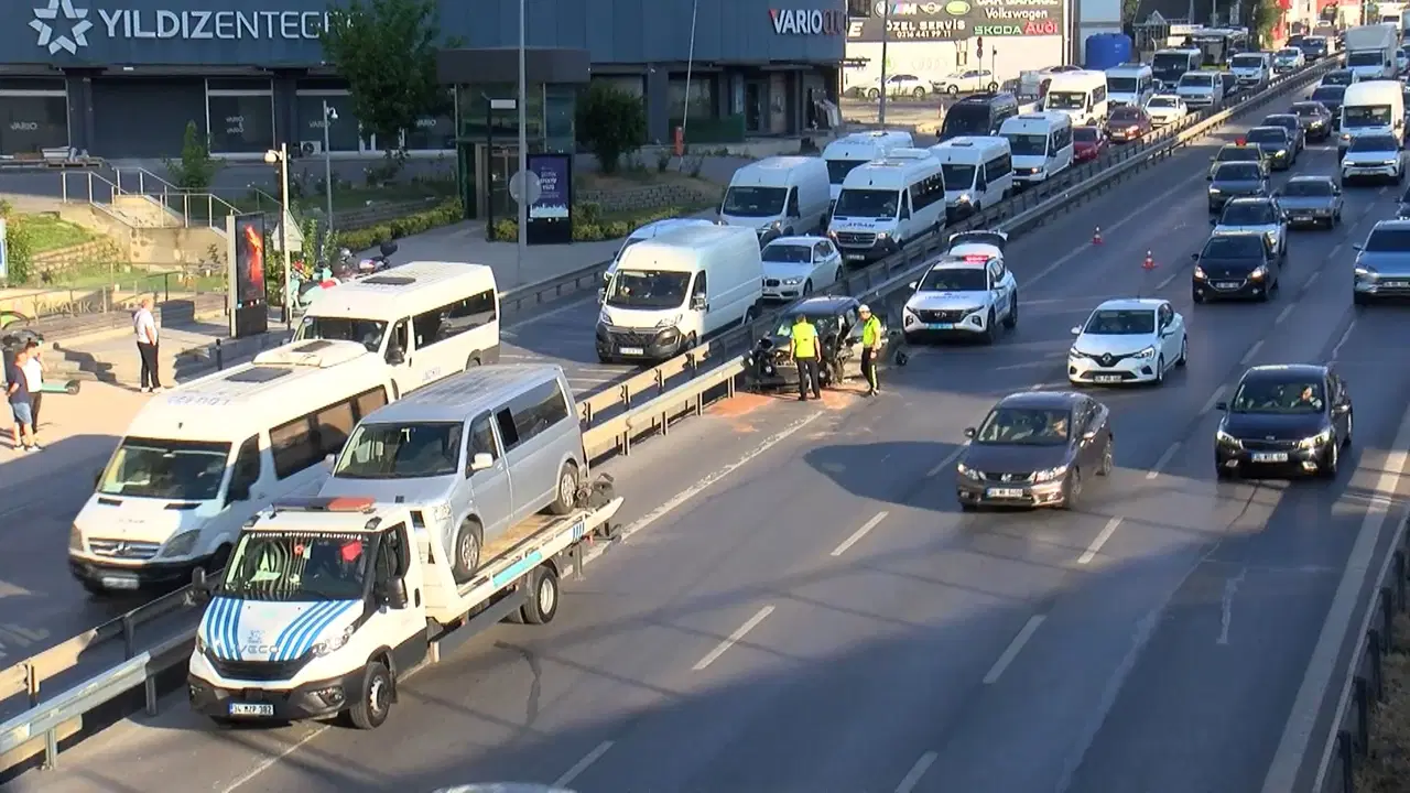 Pendik’te zincirleme kaza: Yaralılar var
