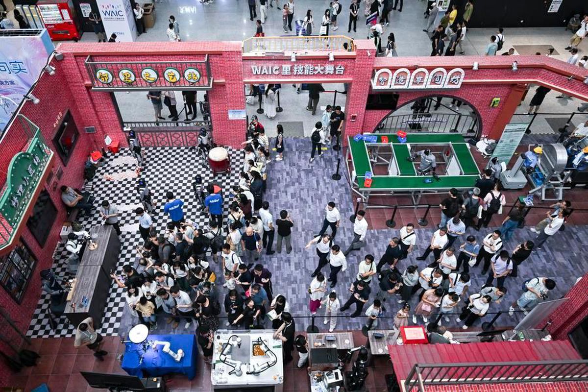 Çin Cumhurbaşkanı Xi, 2026 Dünya Yapay Zeka Konferansı'nın Açılış Törenine Katılacak