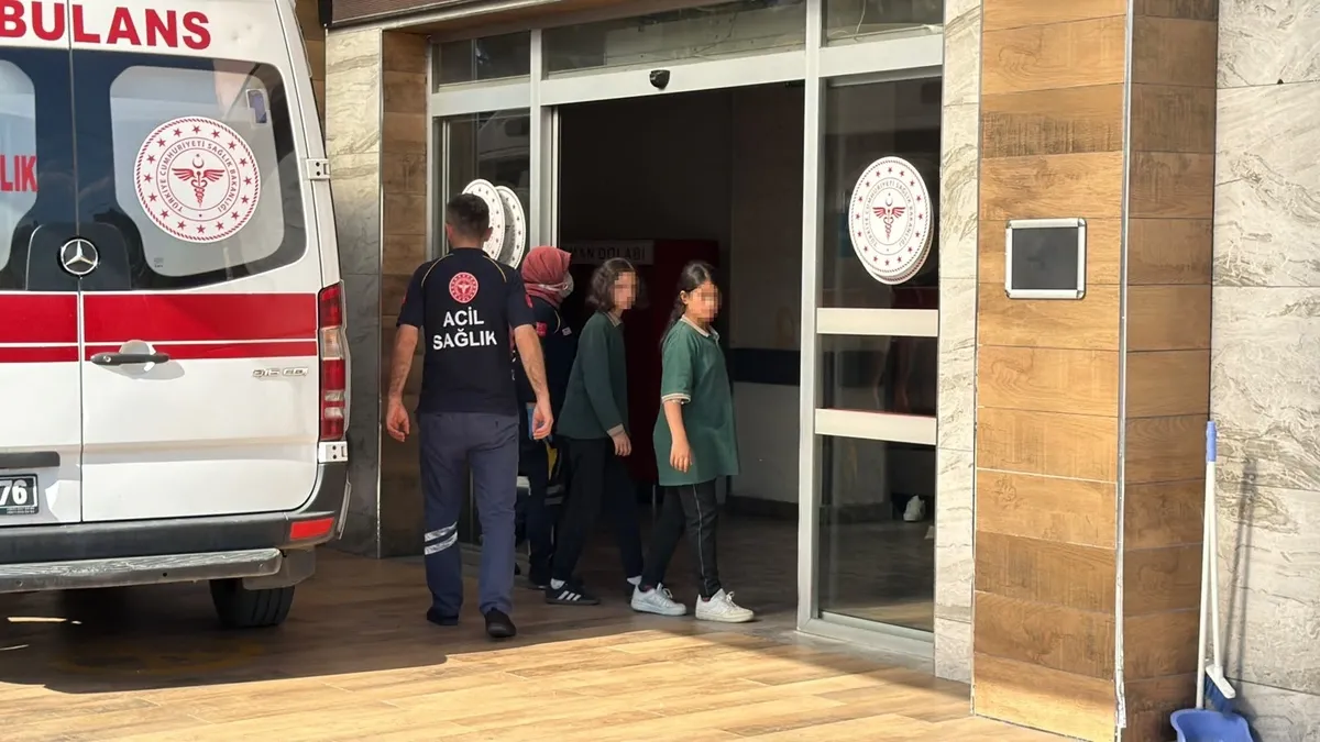 Trabzon'da ortaokul öğrencileri yemek nedeniyle hastanelik oldu