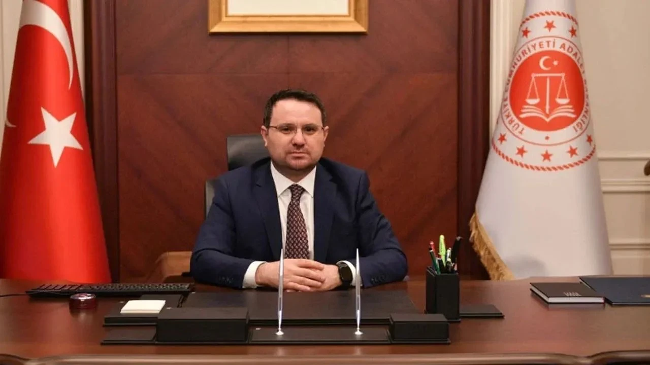 Akın Gürlek'e yaptırım kararı çıktı mı? Avrupa Parlamentosu Akın Gürlek'e yaptırım kararı çıkaran kararı onayladı