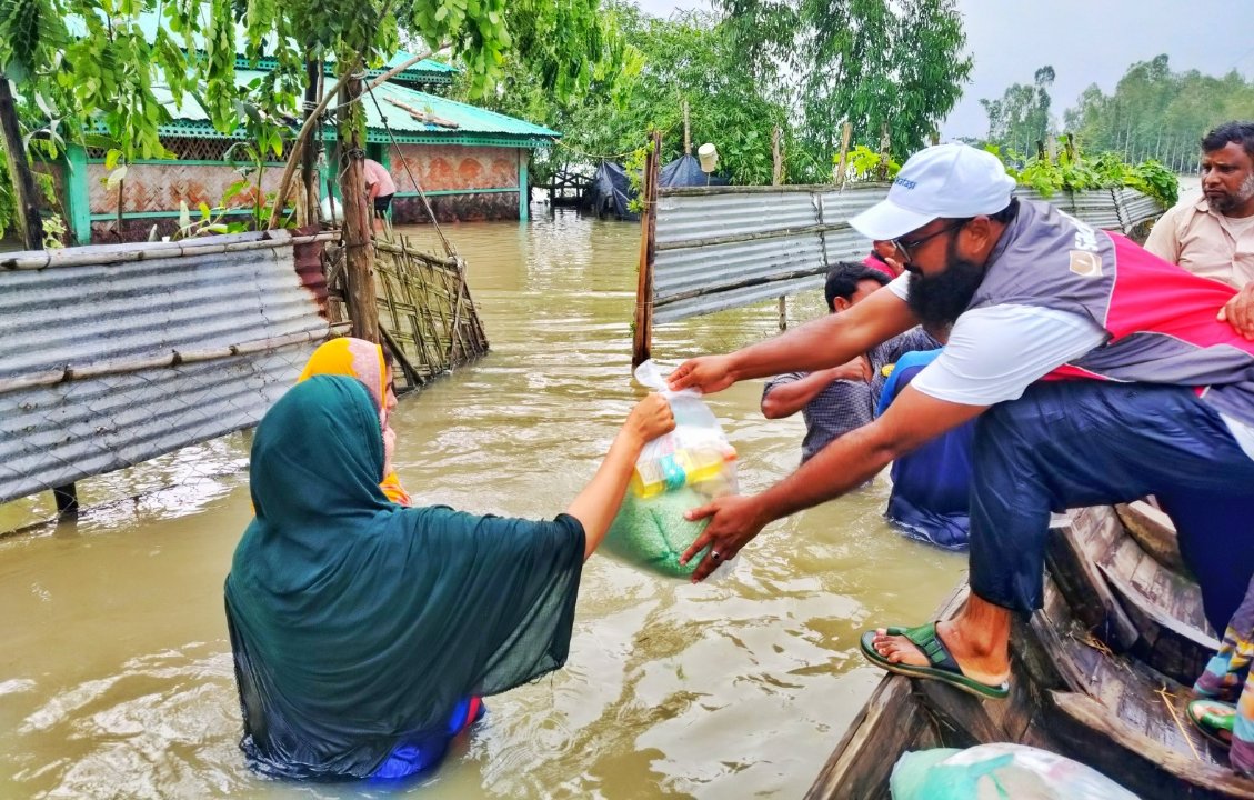 Türkiye’den Bangladeş’e sel yardımı