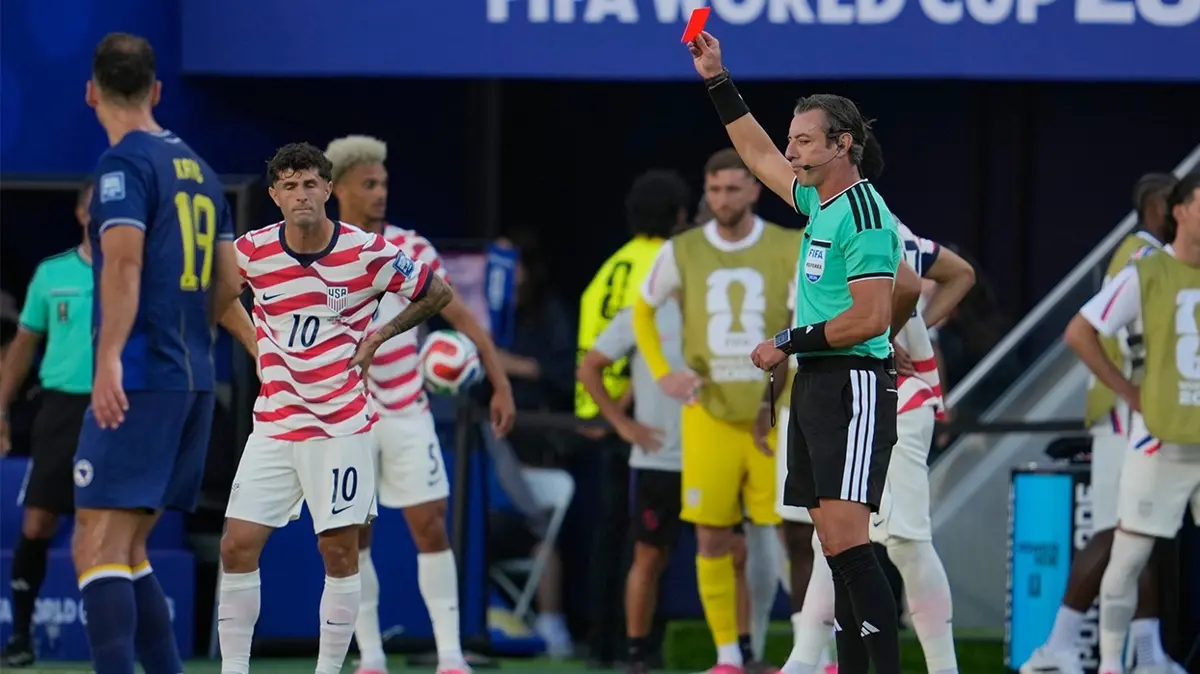 FIFA'dan olay karar! ABD'nın kırmızı kartı ertelendi...