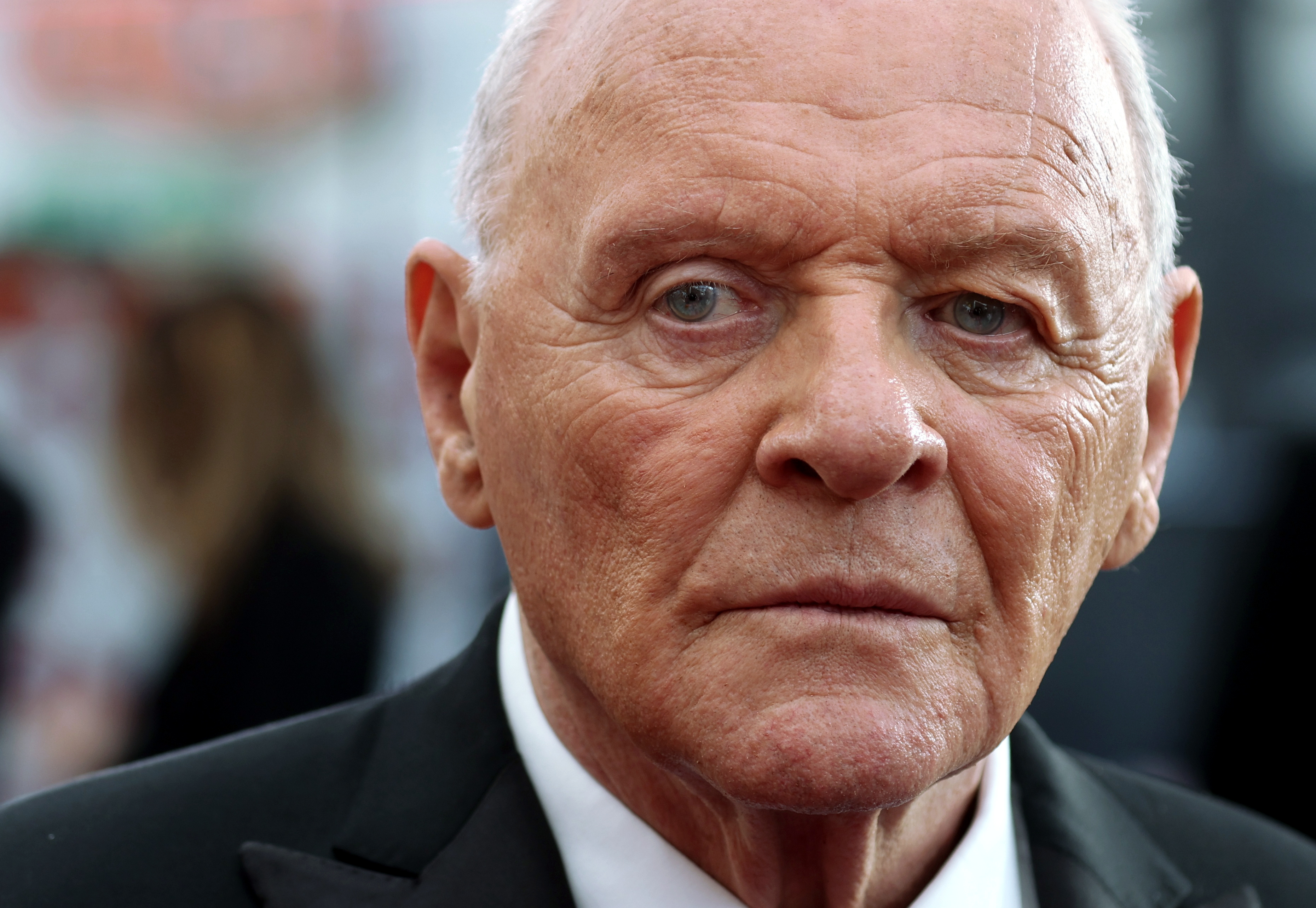 88 yaşındaki Anthony Hopkins'ten ilk albüm