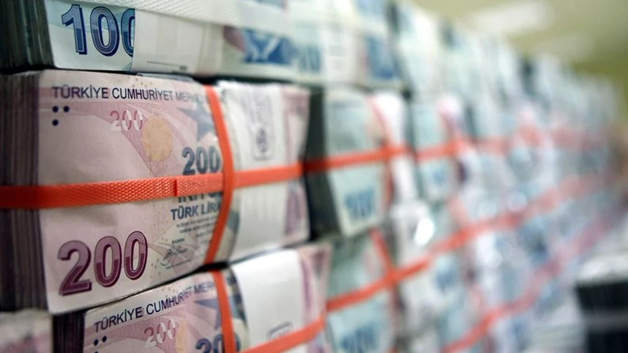 Merkezi yönetimin brüt borcu 14,9 trilyon lirayı aştı
